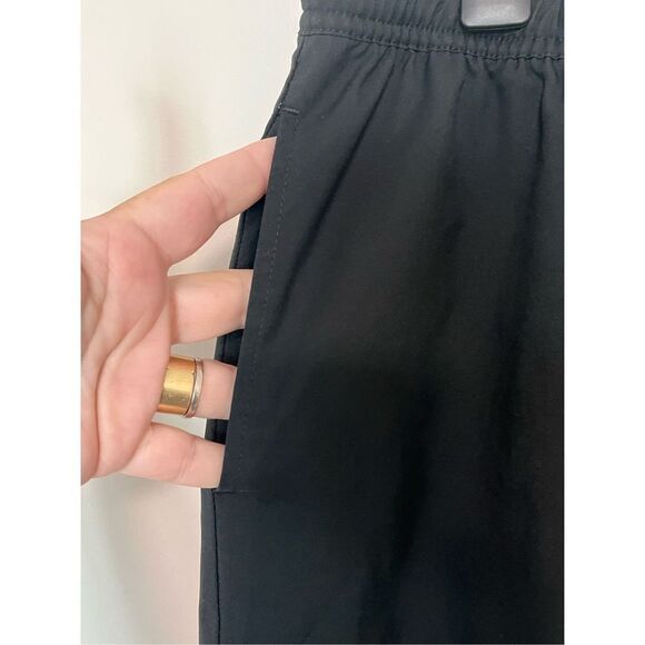 Reebok Black Cropped Pull On Jogging Athletic Pants sz M - Picture 3 of 7